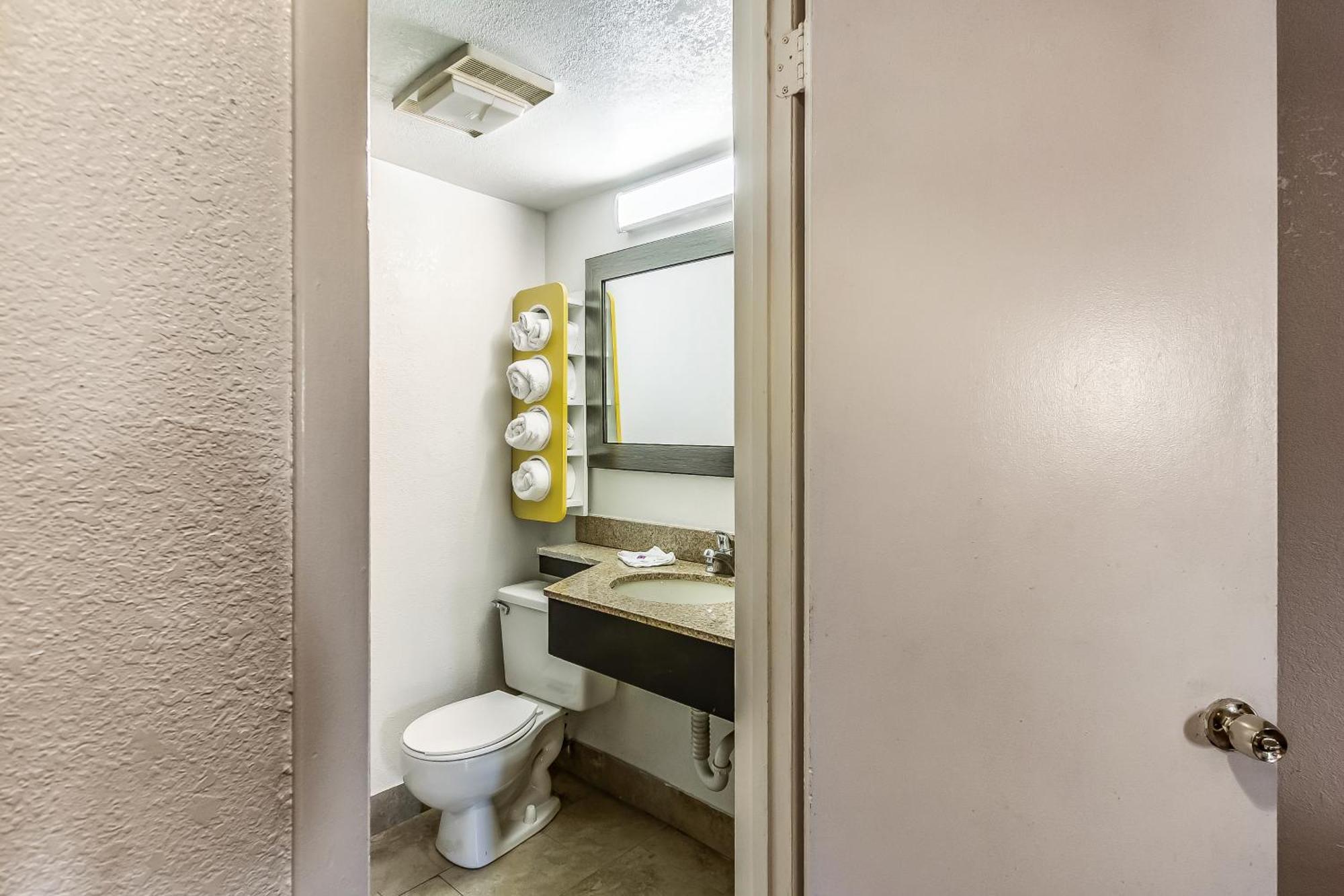 Motel 6 Elizabeth Nj Newark Liberty Intl Airport المظهر الخارجي الصورة
