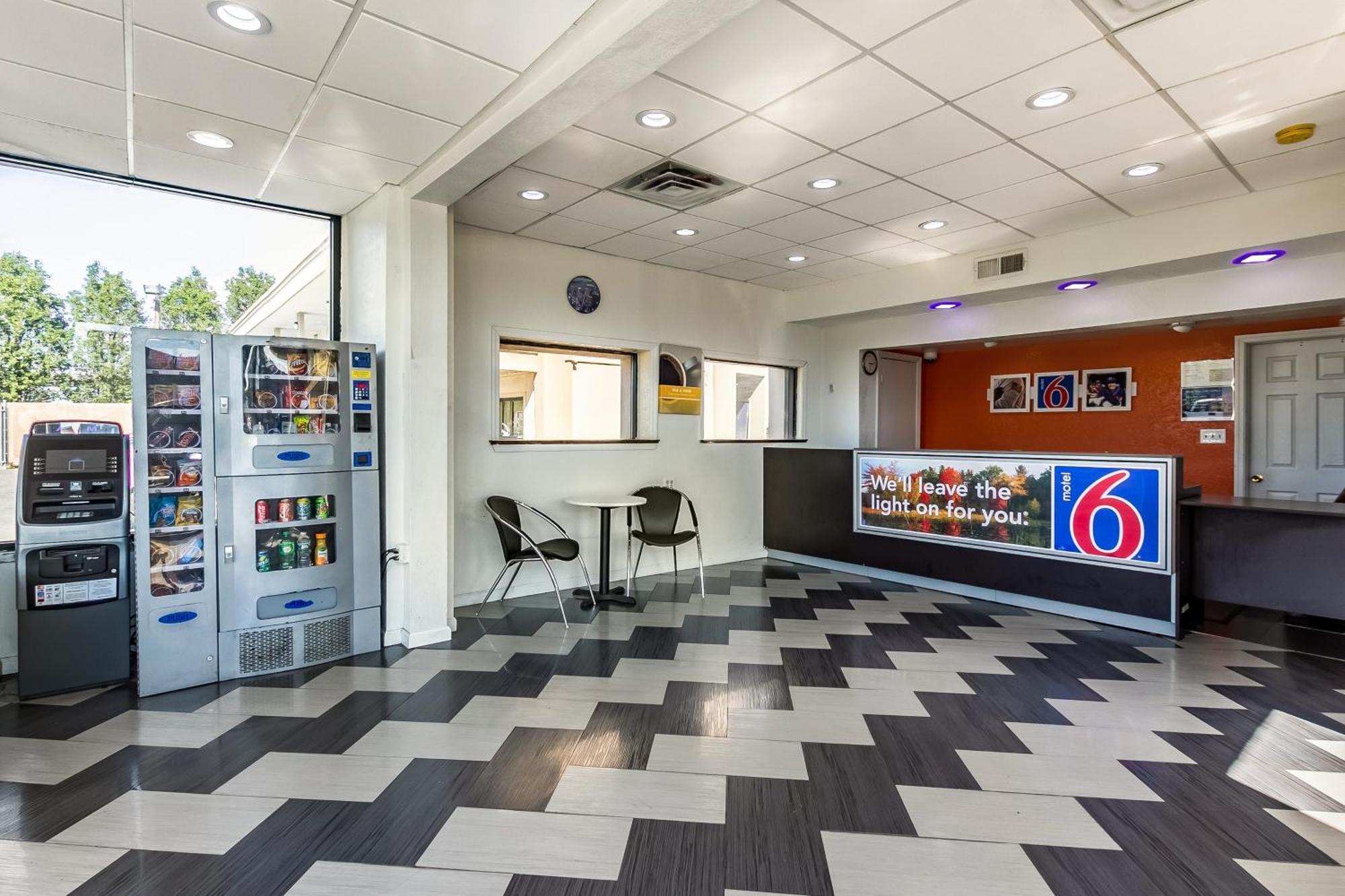 Motel 6 Elizabeth Nj Newark Liberty Intl Airport المظهر الخارجي الصورة